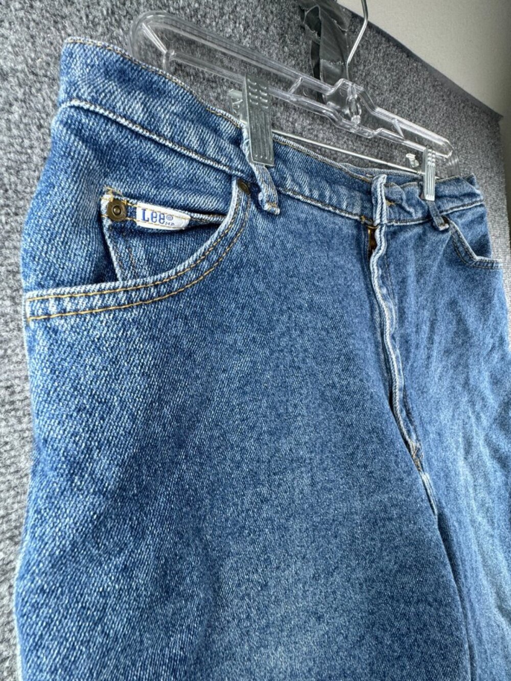 VTG Lee Jeans Women's 18 Med Blue Denim Tapered Leg Leather Patch 80’s 90’s